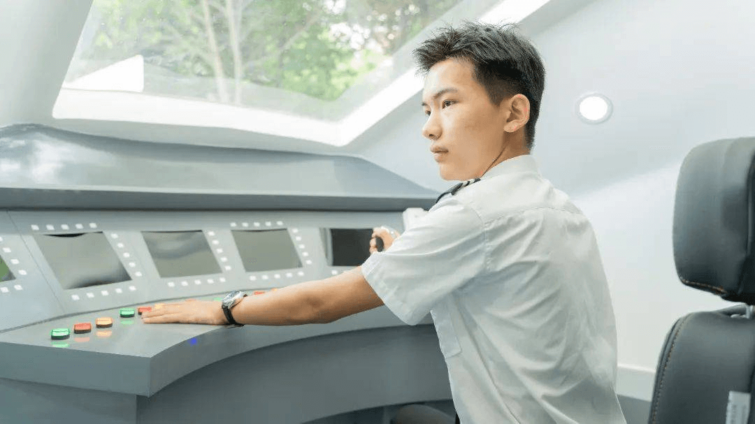 初中生成績不理想，換條賽道同樣精彩！