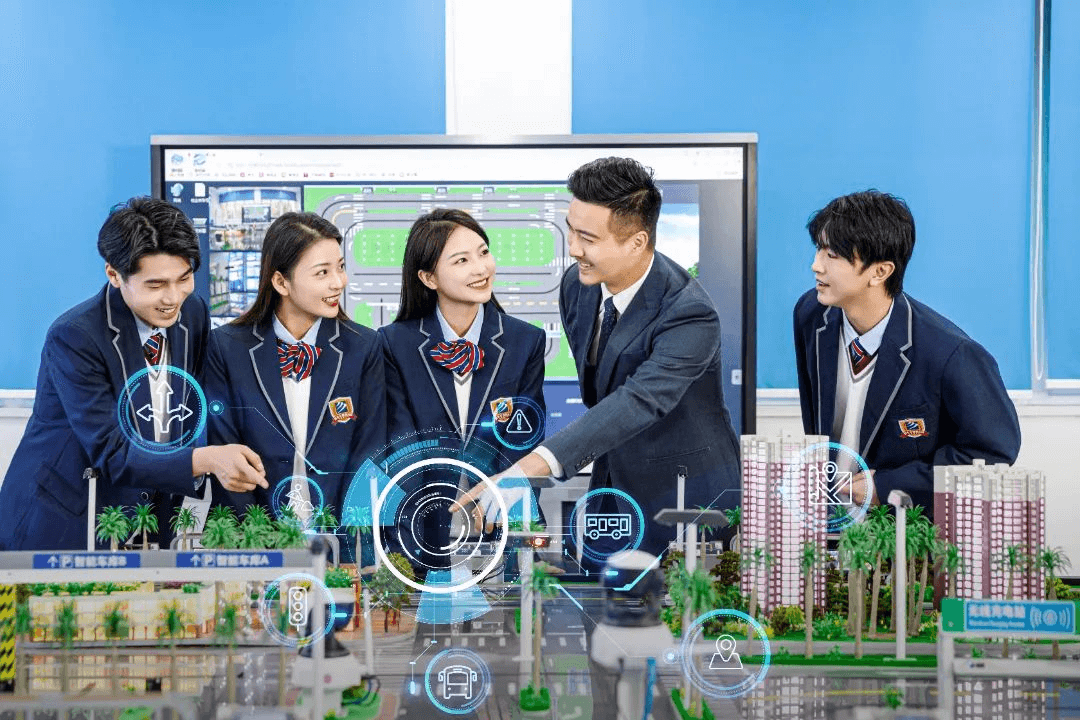 成都新華高級(jí)技工學(xué)校2024年夏秋季招生簡(jiǎn)章