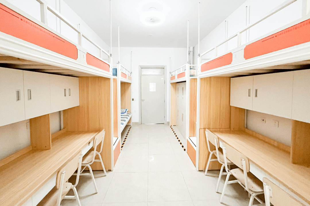 新生故事|眼底有星光，心中有未來