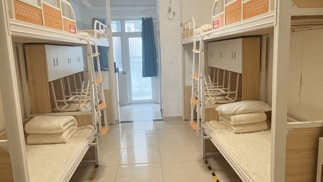 你好！新同學(xué)|成都新華高級(jí)技工學(xué)校新生報(bào)到日