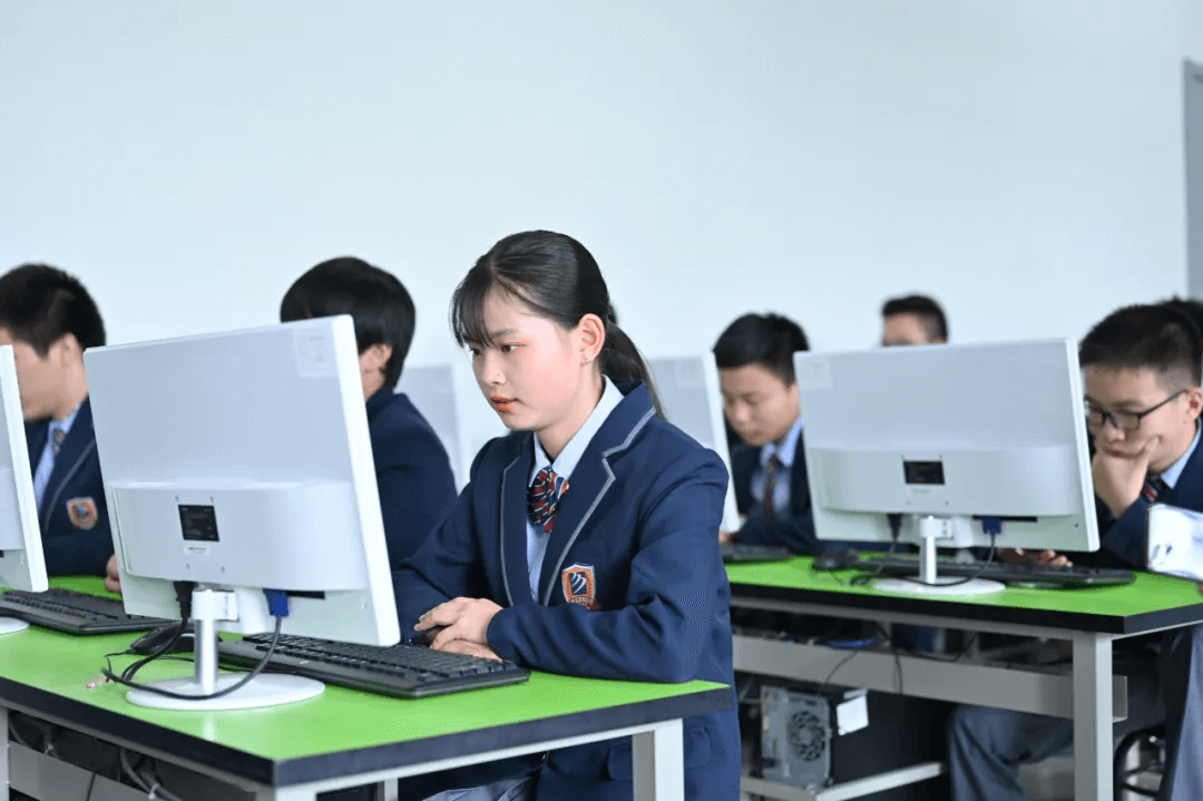 零基礎(chǔ)擔(dān)心學(xué)不會(huì)技能怎么辦？