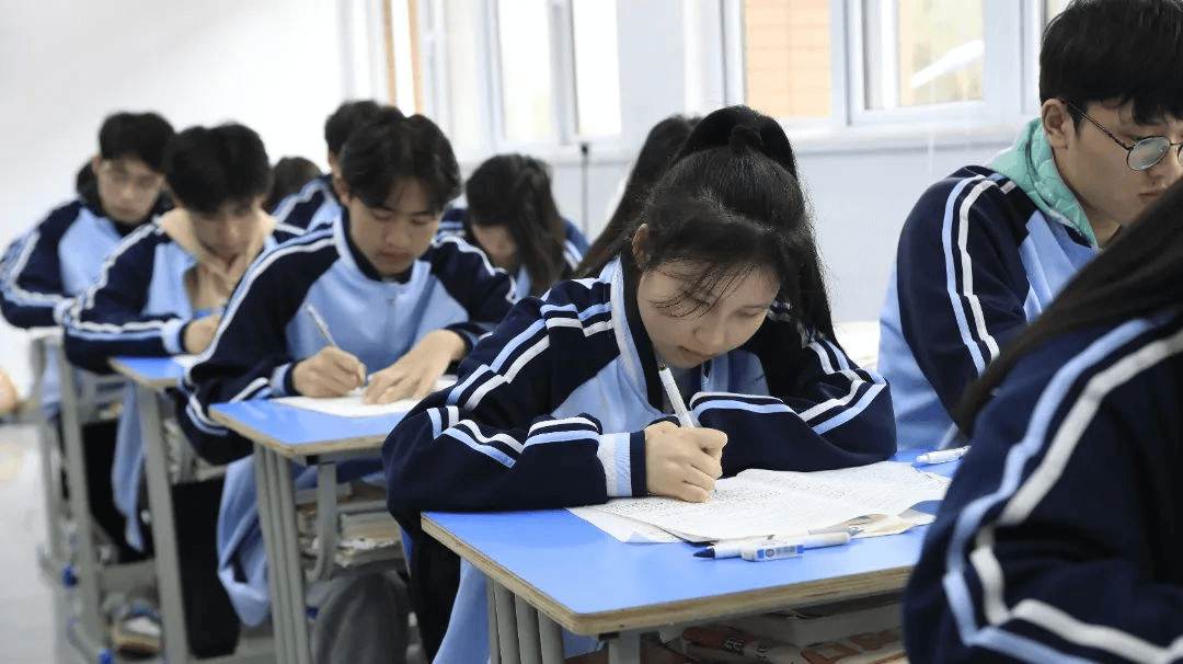 高考未如愿？選好賽道，未來可期！