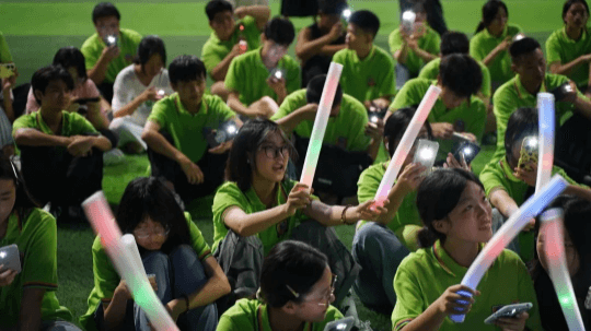 <b>致小萌新們~成都新華的一點(diǎn)“xin”意請(qǐng)查收</b>