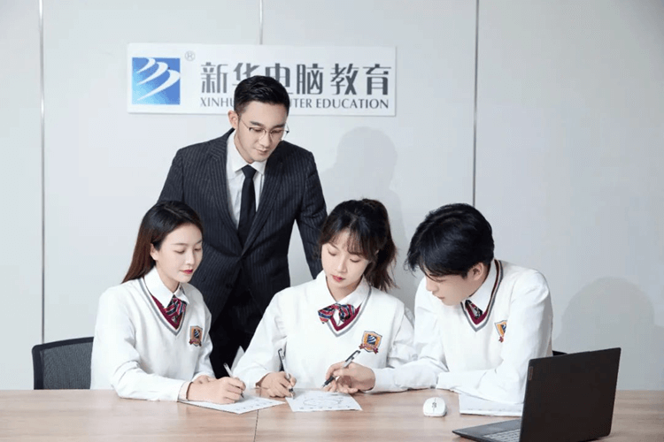 普高轉(zhuǎn)職高，低分段彎道超車上大學(xué)！