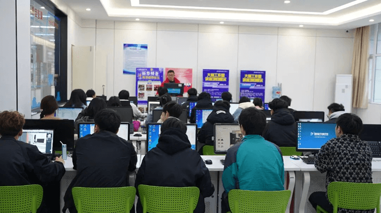 普通高中和職業(yè)學校的區(qū)別在哪？