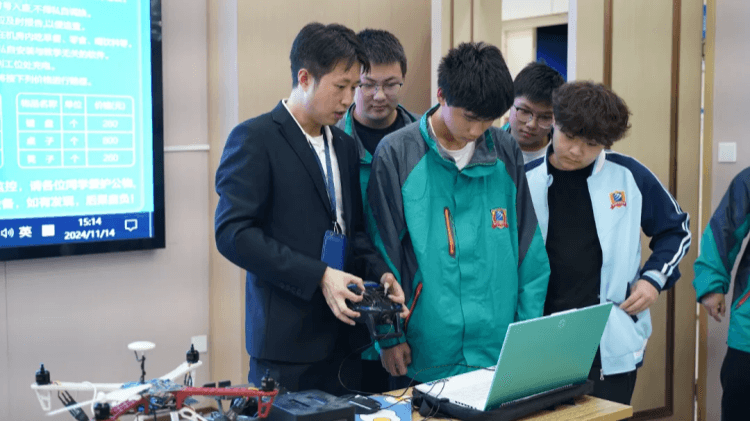 年前搶占春季班名額，在這些方面你會“遙遙領先”！