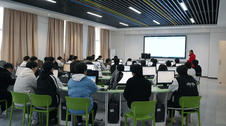 初高中成績(jī)不理想，如何選擇合適的學(xué)校