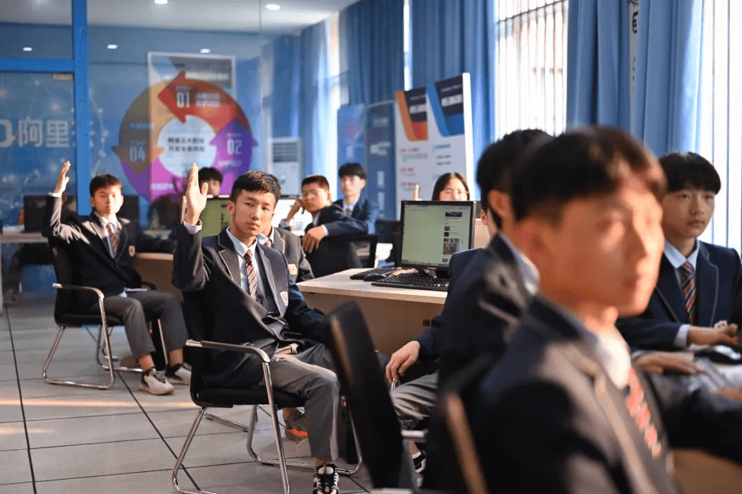 中考只剩三個(gè)月，平時(shí)成績(jī)不理想的初中生應(yīng)該何去何從