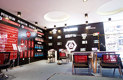 四川新華電腦學(xué)院電競(jìng)實(shí)訓(xùn)基地