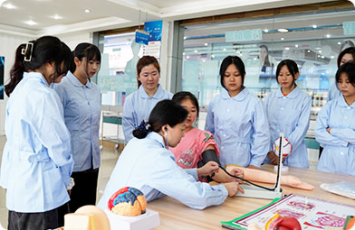 四川新華電腦學(xué)院智慧護(hù)理與健康管理實(shí)訓(xùn)中心境