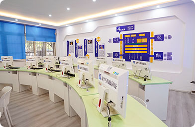 四川新華電腦學(xué)院5G網(wǎng)絡(luò)實(shí)訓(xùn)基地