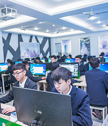 實(shí)戰(zhàn)授課，實(shí)訓(xùn)教學(xué)