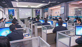 四川新華電腦學(xué)院實(shí)訓(xùn)環(huán)境