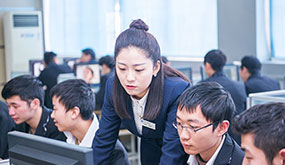 四川新華電腦學(xué)院實(shí)訓(xùn)環(huán)境